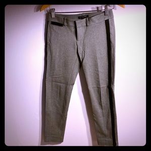 Women’s Banana Republic Sloan dress pants. Size 00